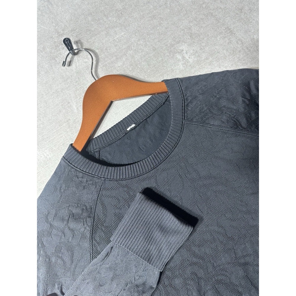 Lululemon Textured Yoga Pullover Long Sleeve Shirt Womens Size 6 Rest Less Black